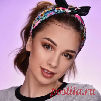 Макияж для карих глаз 2019: 15 изумительных идей на все случаи Представительницам карих глаз невероятно полезло. Насыщенный оттенок, который имеет немало полутонов, всегда привлекает своим магнетизмом. Некоторые высказывают предположение, что именно карие глаза я...