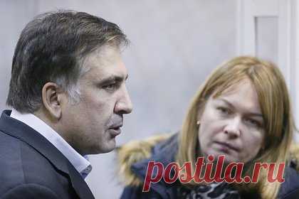 Саакашвили рассказал о главной любви своей жизни. Экс-президент Грузии Михаил Саакашвили после встречи с бывшей женой Сандрой Руловс назвал ее главной любовью своей жизни. «Сандра — самый добрый и разумный человек, которого я когда-либо имел счастье встретить. Я обязан ей во многом из того, чего я достиг», — рассказал он.