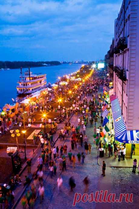 Savannah GA - Riverstreet. Didn't get to spend much time there last time.  |   Pinterest • Всемирный каталог идей