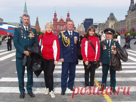 На  Красной  площади после  парада  Победы. 2008  год