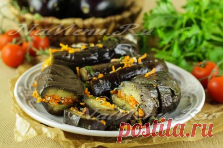 Квашеные баклажаны, фаршированные морковью и чесноком
