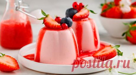 Что приготовить с клубникой: от салатов до десертов и фраппучино — читать на Gastronom.ru Совершенно четкая примета: появилась клубника — значит, лето уже наступило. Сначала хочется просто есть ее горстями, наслаждаясь свежим вкусом и ароматом. А когда первая жажда утолена, приходит время для разнообразия: клубника со сливками, клубника с - статья на кулинарном сайте Gastronom.ru