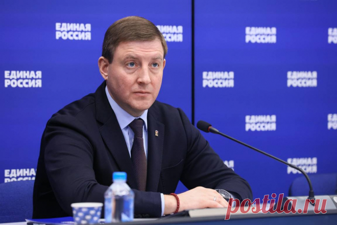 Единая Россия предложила национализировать производства компаний, ушедших из России после санкций - Новости Mail.ru