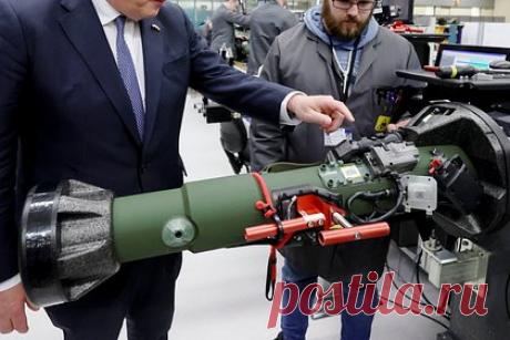 Британские журналисты раскрыли хищение денег на поставках оружия на Украину. Украинская организованная преступная группировка занималась хищением средств на поставках оружия на Украину. Как пишет London Insider, ОПГ занимается торговлей оружием, судебными махинациями и растратой средств, выделенных для Вооруженных сил Украины. В схеме участвует ряд украинских и европейских компаний.