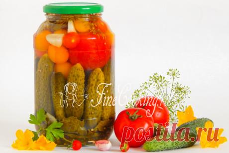 Ассорти из помидоров и огурцов на зиму Маринованные огурцы с помидорами можно легко и просто приготовить на зиму в виде ассорти.