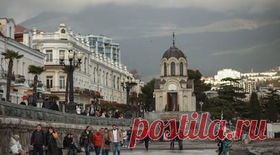 Представитель крымских татар назвал утопией угрозу Украины по «захвату» Крыма. Представитель Крымской межнациональной миссии, крымско-татарский общественный деятель Заур Смирнов заявил, что угрозы киевских властей по «захвату» Крыма являются утопией. Читать далее