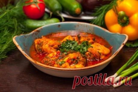 Как приготовить чахохбили из курицы
Классический способ приготовления чахохбили из курицы
Чахохбили с курицей и картофелем
Чахохбили с курицей с белым вином
Чахохбили из курицы со сливой