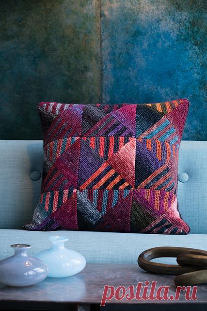 Ravelry: #7 Directional Pillow Cover pattern by Irina Poludnenko
