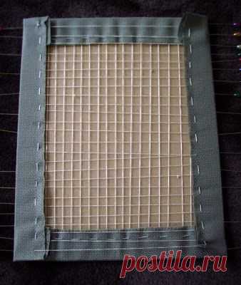 See the full tutorial on Kiwi Gets Crafty.