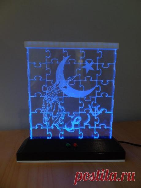 Светильник «светодиодный пазл» (Лазерная резка акрила)
