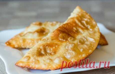 Ругувачки — чебуреки по-болгарски. Вкуснейшее блюдо | Идеи рецептов | Яндекс Дзен