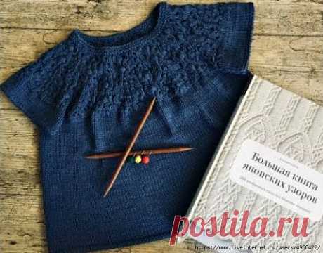 Топ спицами для девочки. Круглая кокетка японским узором. Азиатский росток.