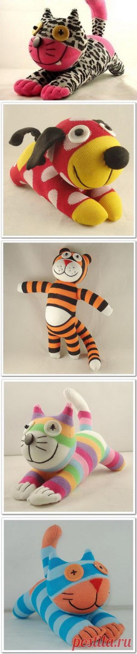 Игрушки из носков. Много.