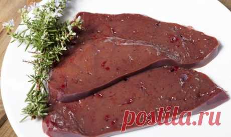 Как Вкусно Приготовить Говяжью Печень - 7 Кулинарных Советов У каждой хозяйки есть в запасе несколько рецептов, позволяющих приготовить то или иное блюдо с минимальной затратой времени. Это часто снимает вопрос о том, что приготовить вкусно и быстро, если требуется накормить семью буквально за 5-10 минут. Кроме того что печень быстро готовится, она еще и малокалорийна, что подойдет и для диетического питания. Для такой экспресс-готовки нужно, в первую очередь, иметь под ру...