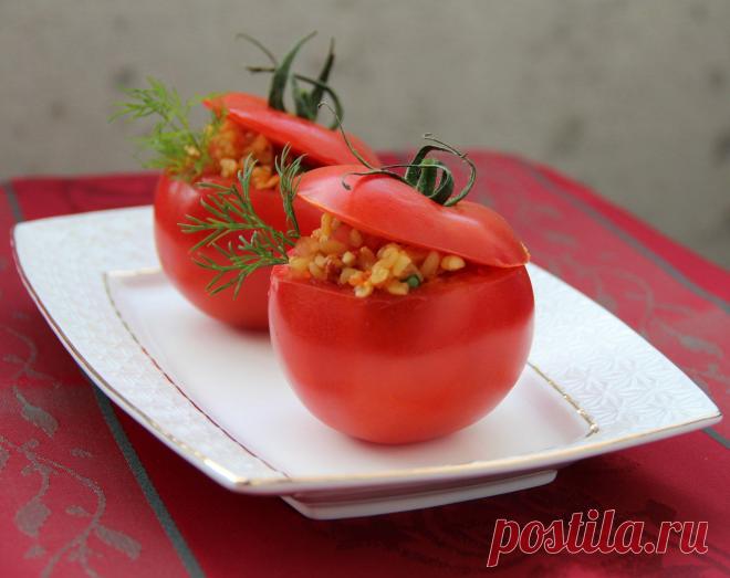 Фаршированные помидоры - 5 рецептов оригинальной закуски.