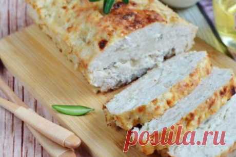 Куриная буханка. Очень вкусное мясное блюдо

Сегодня хочу поделится с вами рецептом вкусного мясного блюда из куриного филе.

В мясные буханки можно добавлять любые специи и продукты, например, сыр, вяленые томаты, каперсы, маслины и прочее.