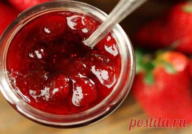 Варенье из клубники с целыми ягодами. 6 рецептов заготовки на зиму густого, прозрачного и вкусного клубничного варения