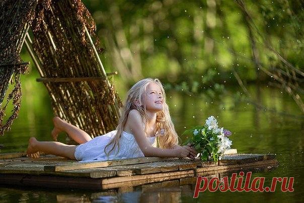 НОВЫЙ ДЕНЬ - ЕЩЁ ОДНА ВОЗМОЖНОСТЬ СДЕЛАТЬ
КОГО - ТО СЧАСТЛИВЫМ!
МОЖНО НАЧАТЬ С СЕБЯ!