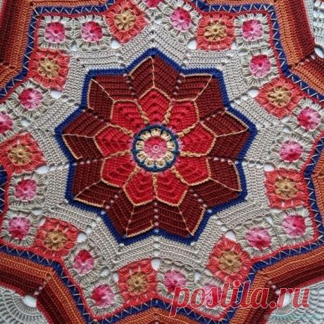 Яркая салфетка крючком — Красивое вязание