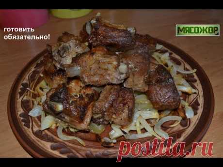 Свиные ребрышки в духовке с луком. МЯСОЖОР #147