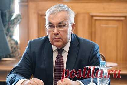 Россия призвала ООН быть объективной в вопросе детей в конфликте на Украине. Россия призывает ООН быть объективной при подготовке отчетов, касающихся проблематики детей в конфликте на Украине. Об этом заявил замминистра МИД России Сергей Вершинин. Он сообщил, что находится в диалоге со спецпредставителем организации по детям и вооруженным конфликтам Вирджинией Гамбой.