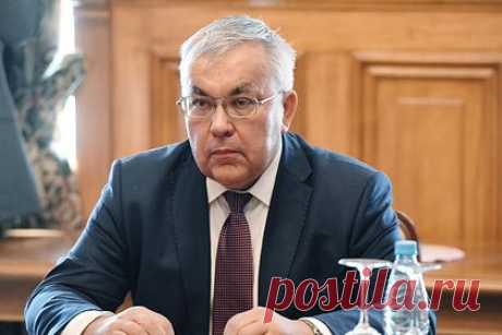 Россия призвала ООН быть объективной в вопросе детей в конфликте на Украине. Россия призывает ООН быть объективной при подготовке отчетов, касающихся проблематики детей в конфликте на Украине. Об этом заявил замминистра МИД России Сергей Вершинин. Он сообщил, что находится в диалоге со спецпредставителем организации по детям и вооруженным конфликтам Вирджинией Гамбой.