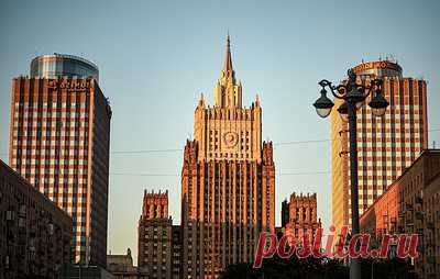МИД РФ: Москва осуждает любые попытки посягнуть на Православную церковь Молдавии. Россия будет отстаивать право верующих на свободу вероисповедания, подчеркнул Михаил Галузин