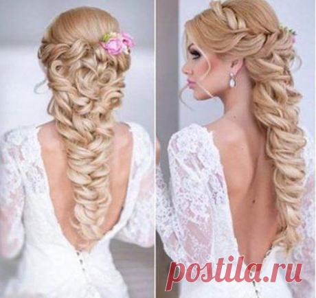 Красивая свадебная прическа