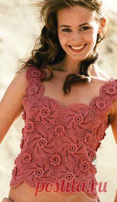 Вязанный крючком топ