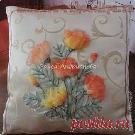 Мастер-класс по вышивке лентами: Декоративная подушка "Эшшольция махровая"