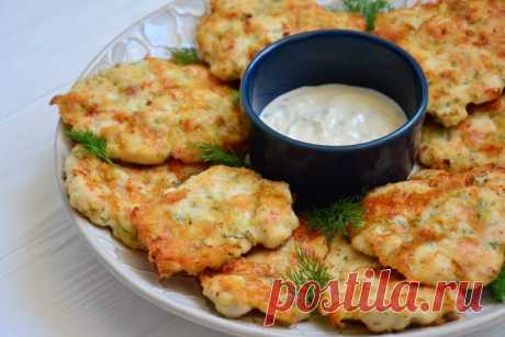 Рубленые куриные котлеты с сыром |