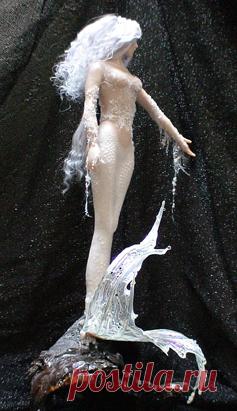 Русалка, Призрак невесты на море, скульптура Барбары ки