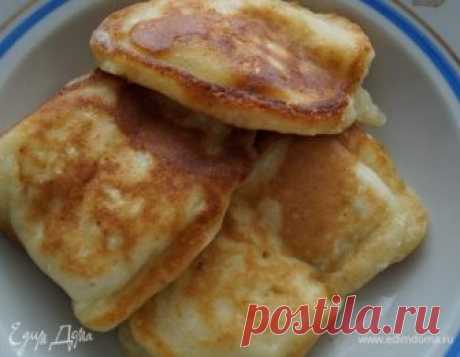 Оладьи с яблоками. Ингредиенты: творог 9%, яйца куриные, сахар Вкусный сытный и быстрый завтрак...