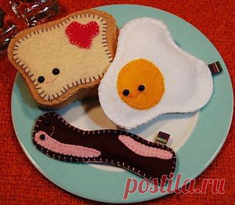 Плюшевая яичница