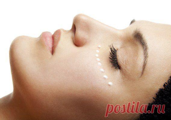 Как бороться с морщинами под глазами