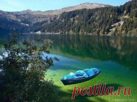 Кристально чисто... будто они летят.