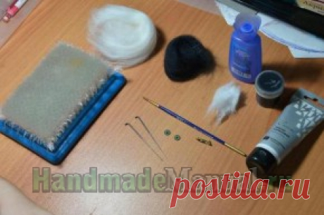 Как сделать брошку в виде веселой панды (валяние из шерсти) | HandmadeManual.ru