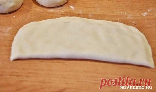 Делаем чебуреки ·