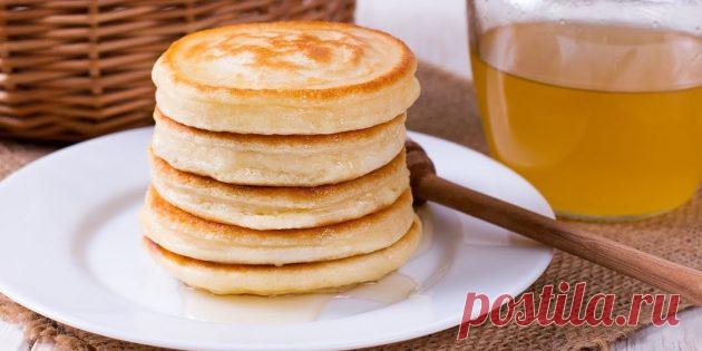 Как приготовить вкусные и пышные оладьи: 15 лучших рецептов - Лайфхакер