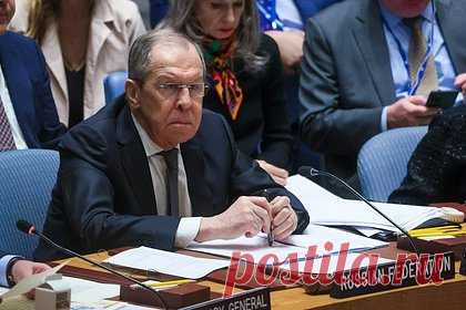 Лавров заявил об отсутствии у США права говорить от лица всего мира. Глава МИД России Сергей Лавров, выступая на заседании Совета Безопасности ООН, заявил, что у США отсутствует право говорить от лица всего мира. Министр отметил, что Запад навязывает свое миропонимание другим, отказываясь от взаимодействия на основе уважения и равенства государств.