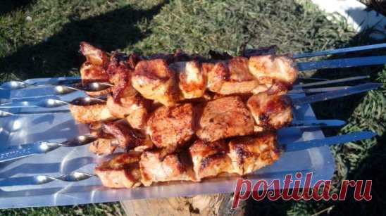 Шашлык из свинины. Автор - Вероника
https://cookpad.com/ru/recipes/6273209-shashlyk-iz-svininy
