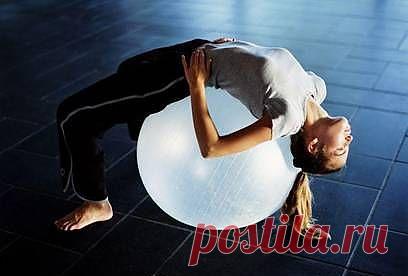 Лечебная зарядка при остеохондрозе: шейного, грудного и поясничного отдела.