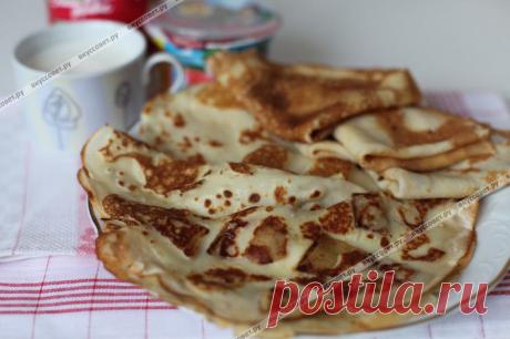 Блины с яблочным припеком.