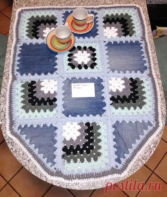 Мини скатерть "Бабушка в джинсах"