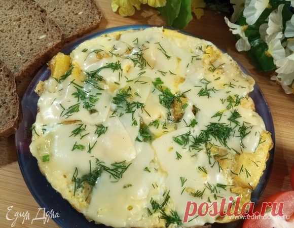 Кабачковая вкуснятина: кабачки с яйцами, сыром и чесноком