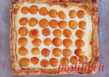 Пирог из слоёного теста с абрикосами и творогом - пошаговый рецепт с фото. Автор рецепта Miss Marge . - Cookpad