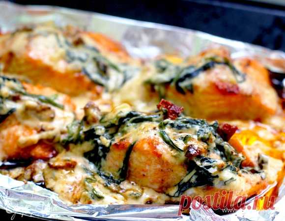 Лосось в сливочном соусе со шпинатом, пошаговый рецепт, фото, ингредиенты - daiquiri