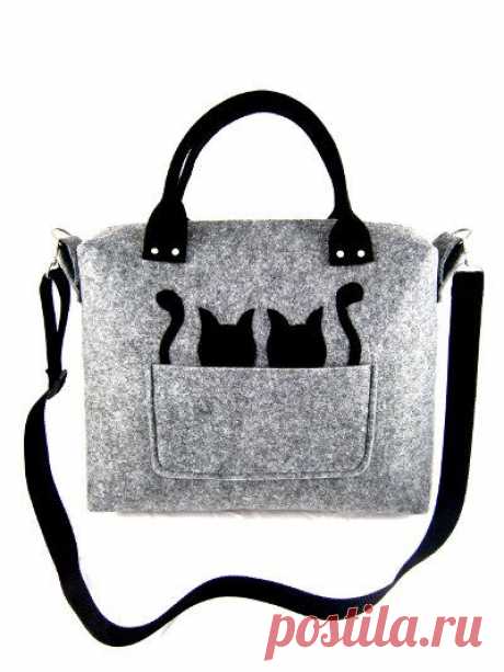 FELT BAG / chest / in hand / in shoulder / Chest &amp; black cats / strap