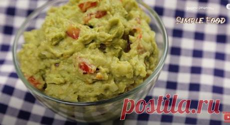 Соус гуакамоле - это очень вкусный соус (или закуска) из авокадо.