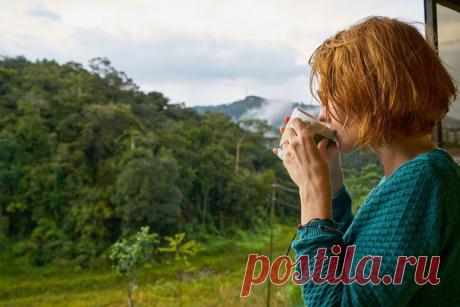 — С чем особенно хорош кофе? — С утром воскресенья.